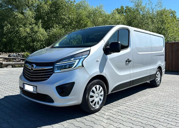 Opel Vivaro cena 58900 przebieg: 238100, rok produkcji 2018 z Kraków małe 379